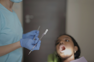 Dokter Gigi Anak di Solo: Kapan Harus Pertama Kali ke Dokter Gigi?